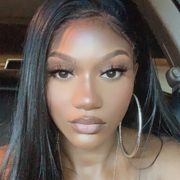 Meet your Posher, Je’da - Picture 1 of 1